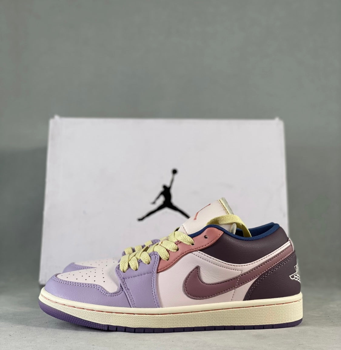 Pastel Plum Low j1