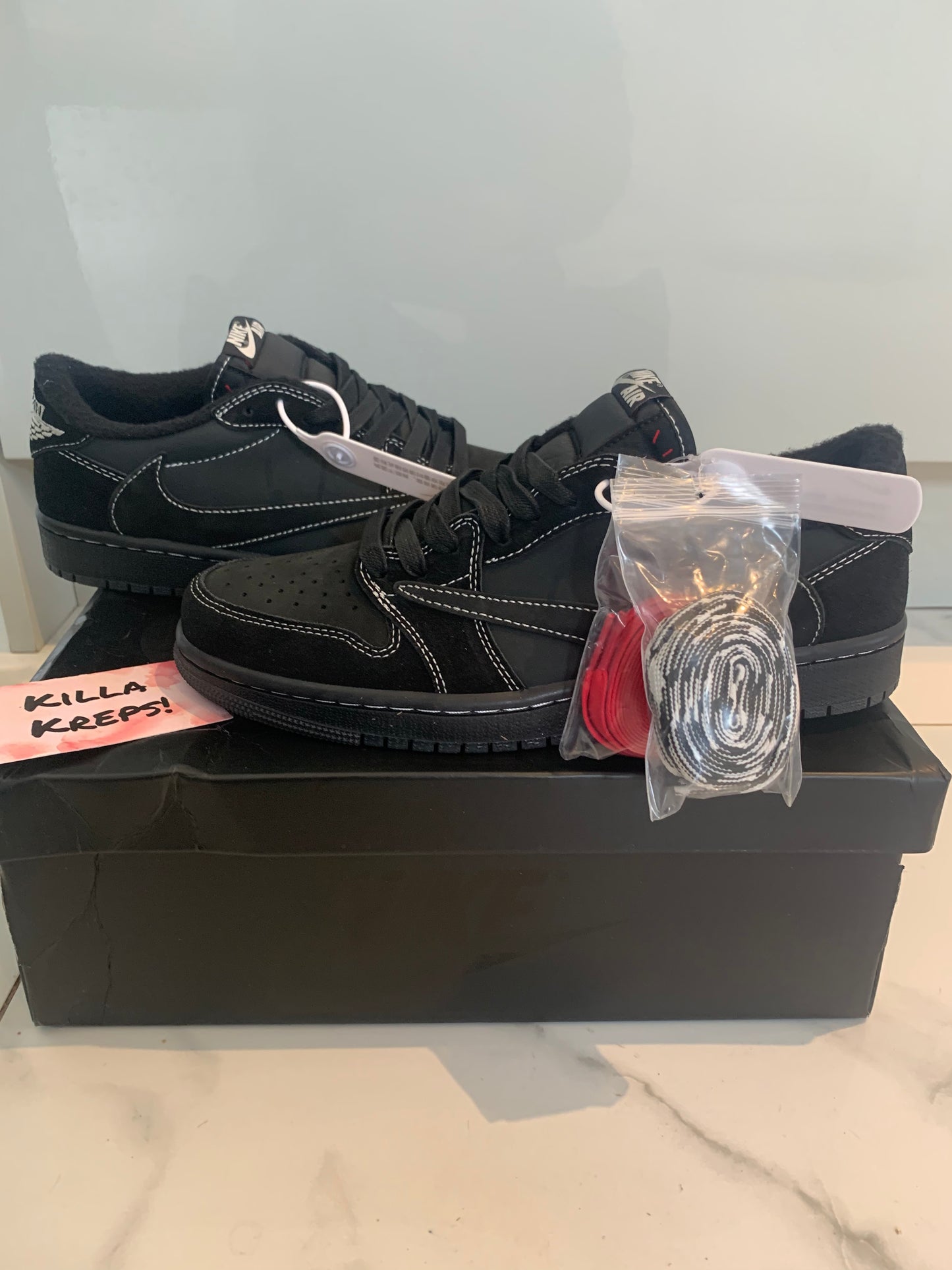 Black Phantom Low J1 x Travis Scott