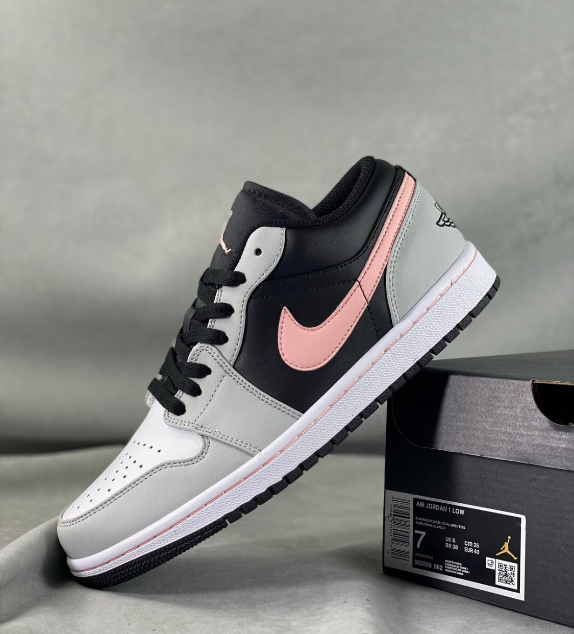 Grey  / Pink Low j1