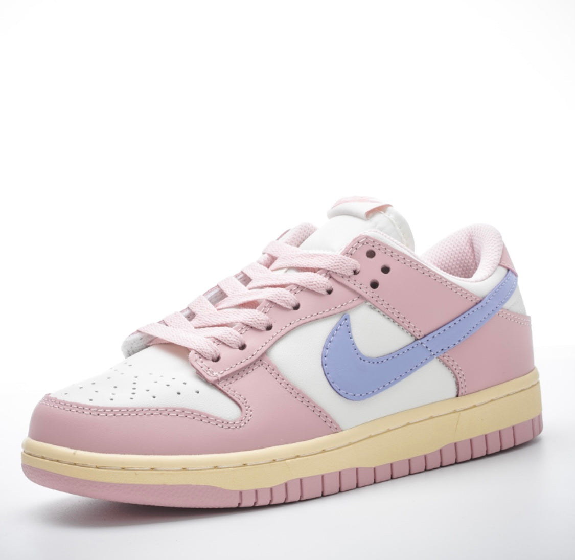 Pink / lilac Low Dunks