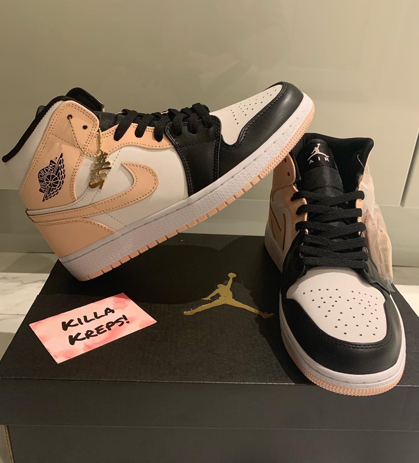 White Crimson Tint High  J1