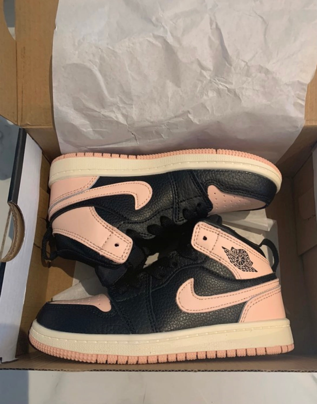 Air jordan 1 sales crimson tint kids